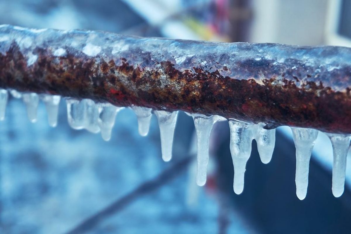 Seasonal Challenges in Damage Restoration: Preparing for Winter's Worst
