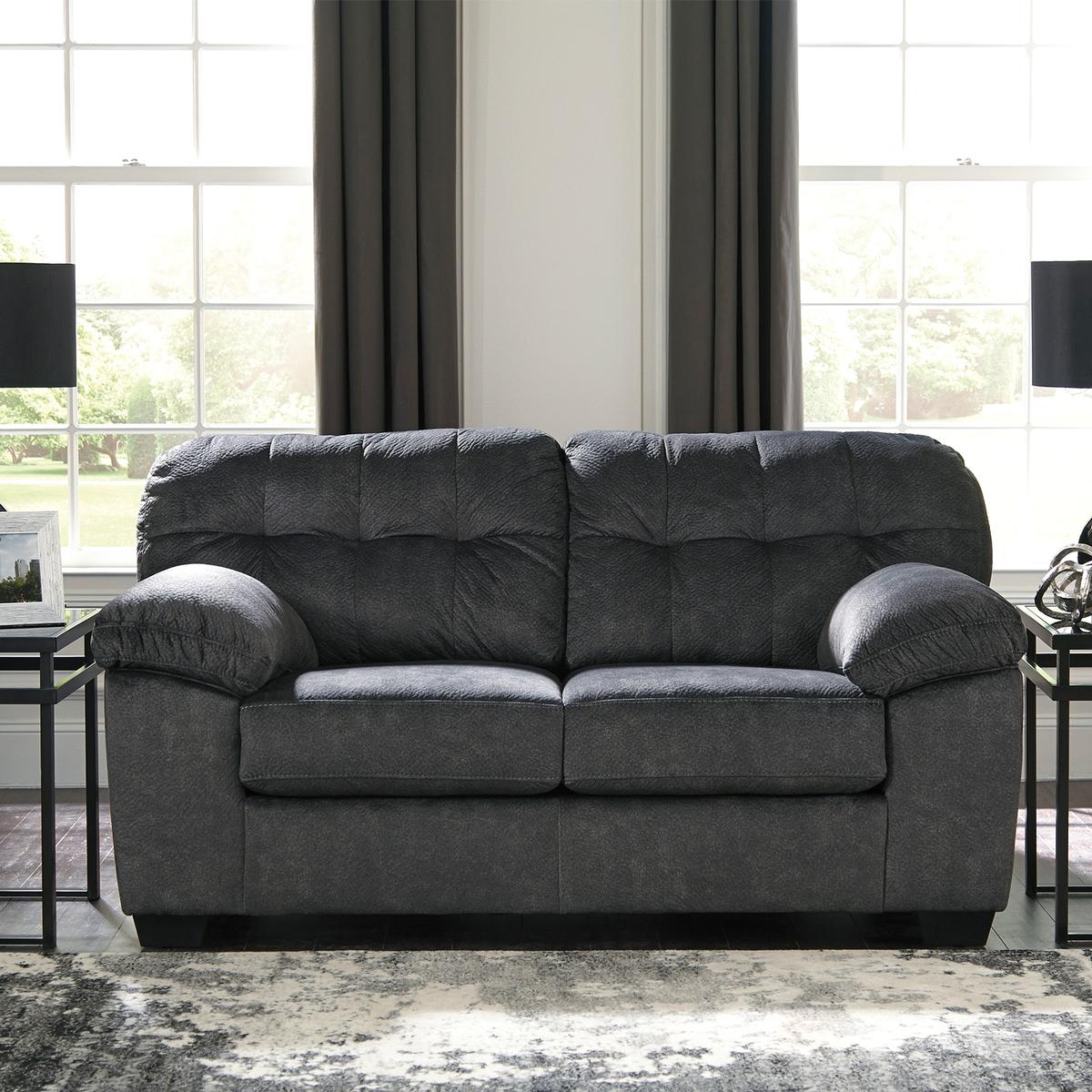 Sofas/Loveseats in Wausau, WI