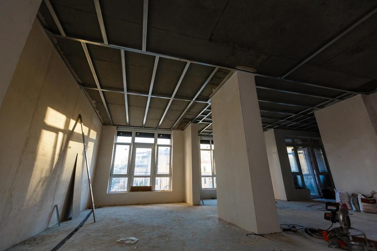 How to Choose Between Restoration and Rebuilding After Disaster Strikes Featured Image