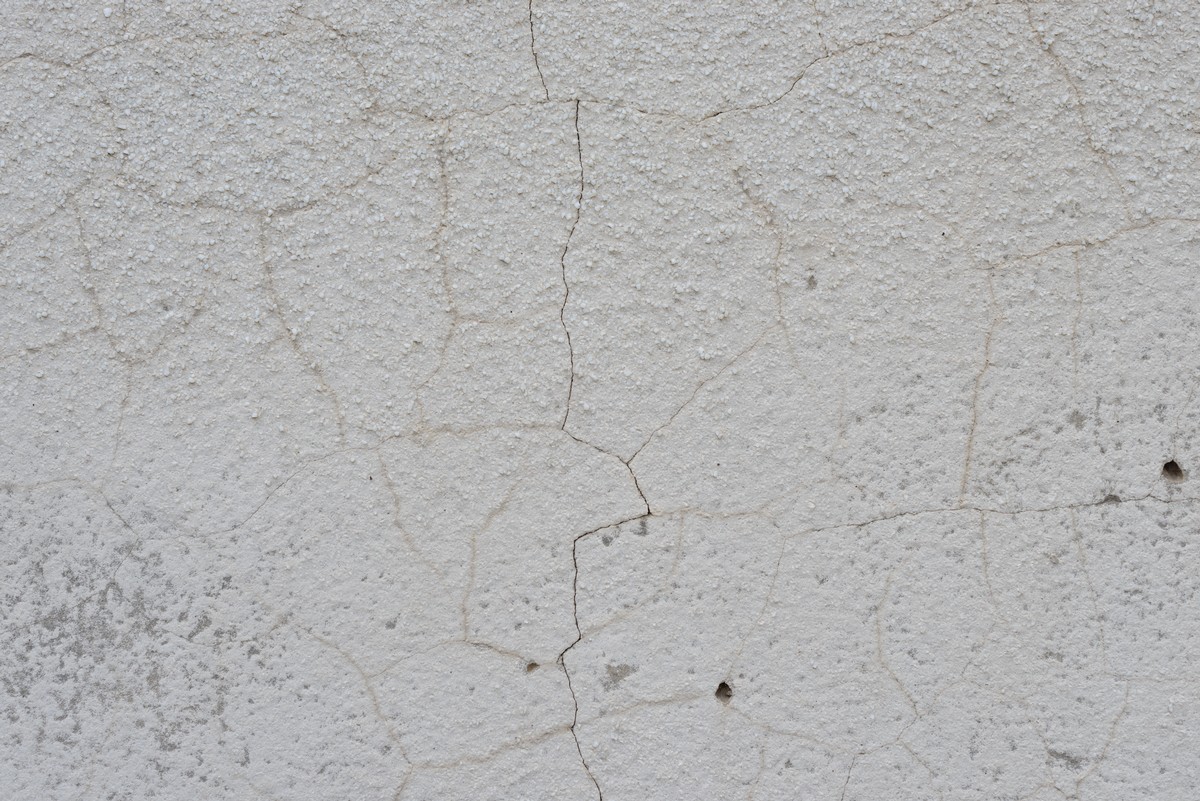 Before Water Gets In: Repair Basement Wall Cracks Early