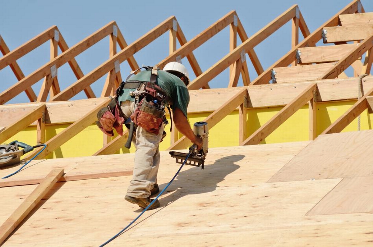 Overcoming Challenges in the Roofing Industry
