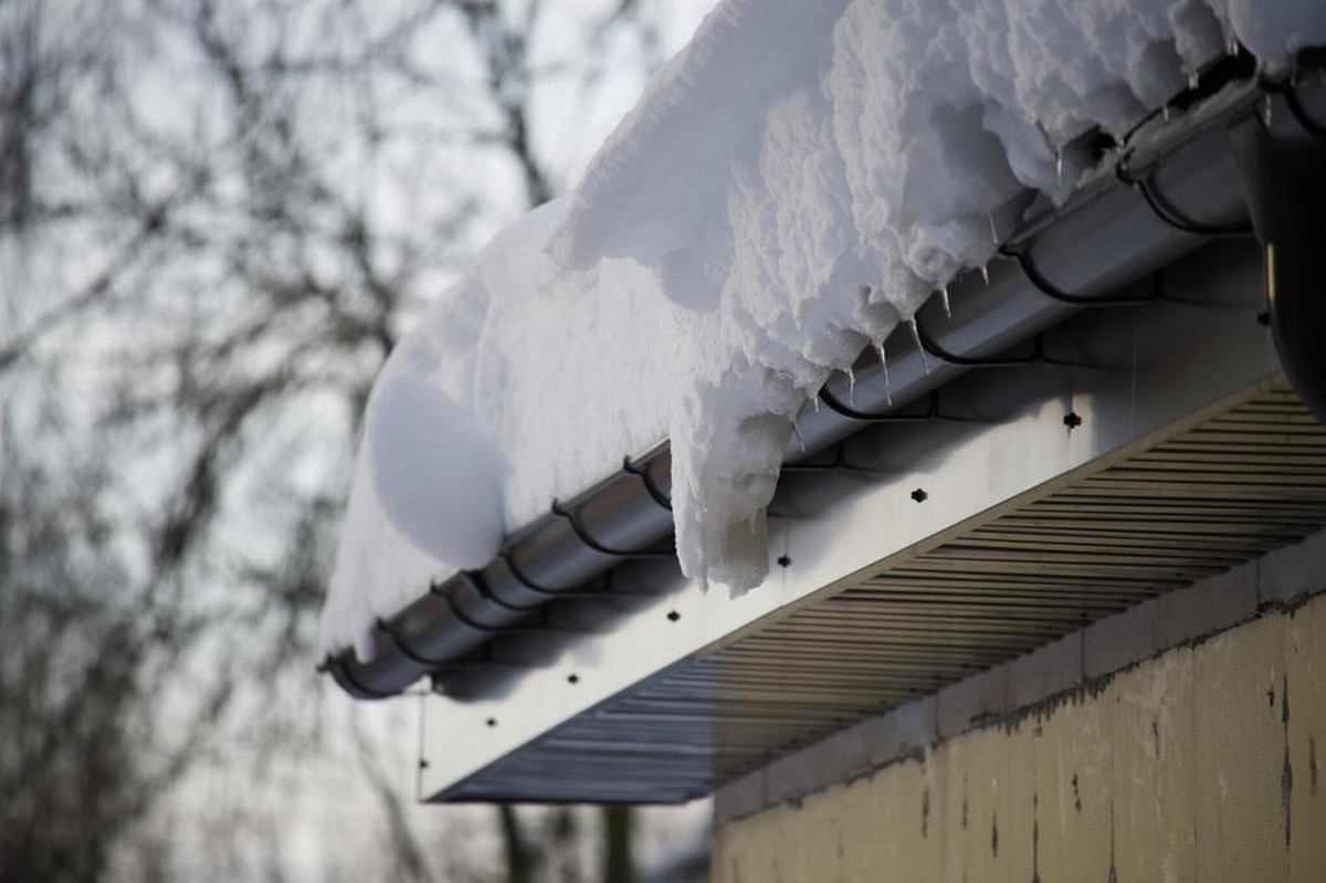 Adapting to Changing Weather Patterns: Roofing Solutions for Extreme Climates