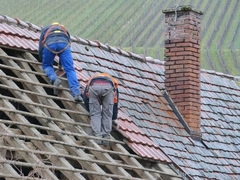 Customer-Centric Roofing: How to Choose the Right Contractor for Your Needs
