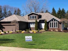 Curb Appeal Countdown: Five Tips to Transform Your Home's Exterior with Roofing