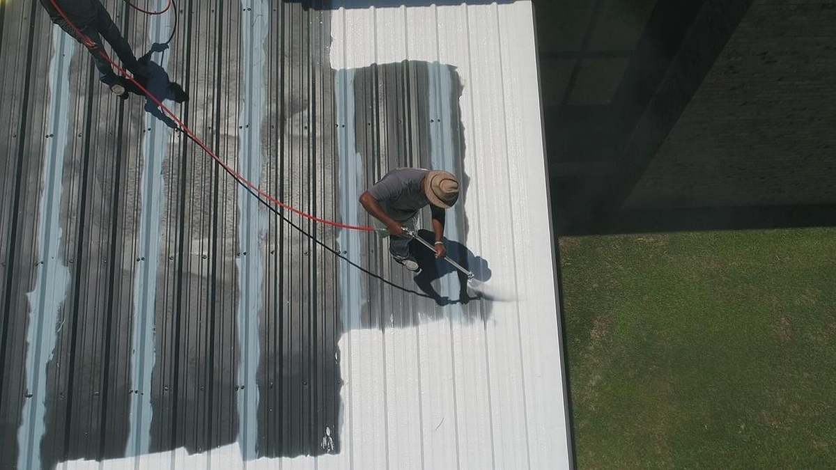 Roof Coatings or Full Replacement for Commercial Buildings: Making the Right Choice