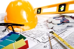 Pros and Cons: DIY Remodeling vs. Hiring a Professional