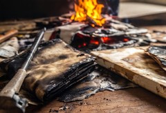 After Smoke Damage, Can Personal Belongings Be Restored?