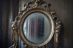 Old Mirror Restoration Without Damaging the Frame or Glass