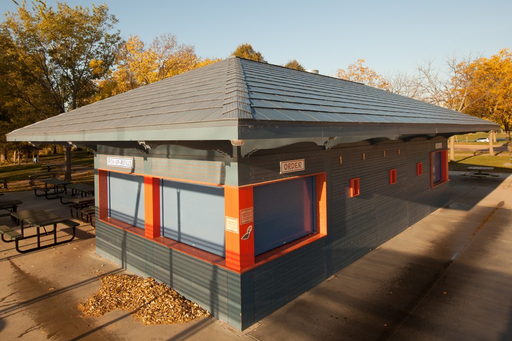 Exterior of Sandcastle Restaurant, Minneapolis