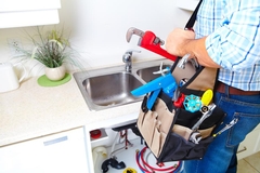 Leaking Kitchen Sink Drain: Causes and Fixes