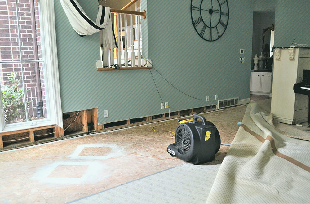 League City water damage restoration