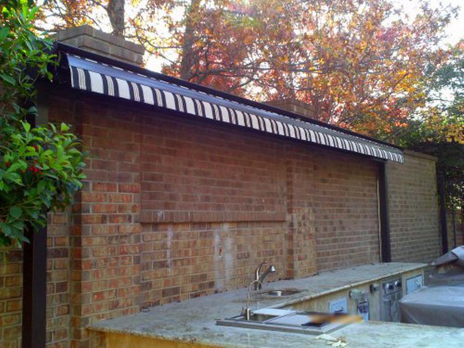 Picture of Retractable Awnings Gallery - Clanton's Quality Awning Co.