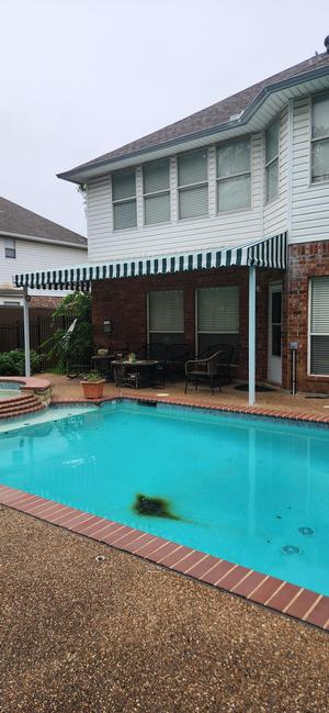 20DC5E61-patio_7.jpg