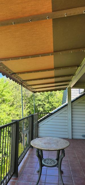 7E2CFAB1-patio_3.jpg