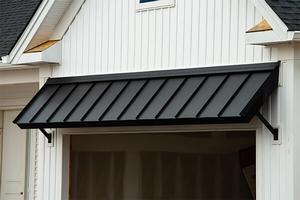 FA1574B7-metal_awning.jpg