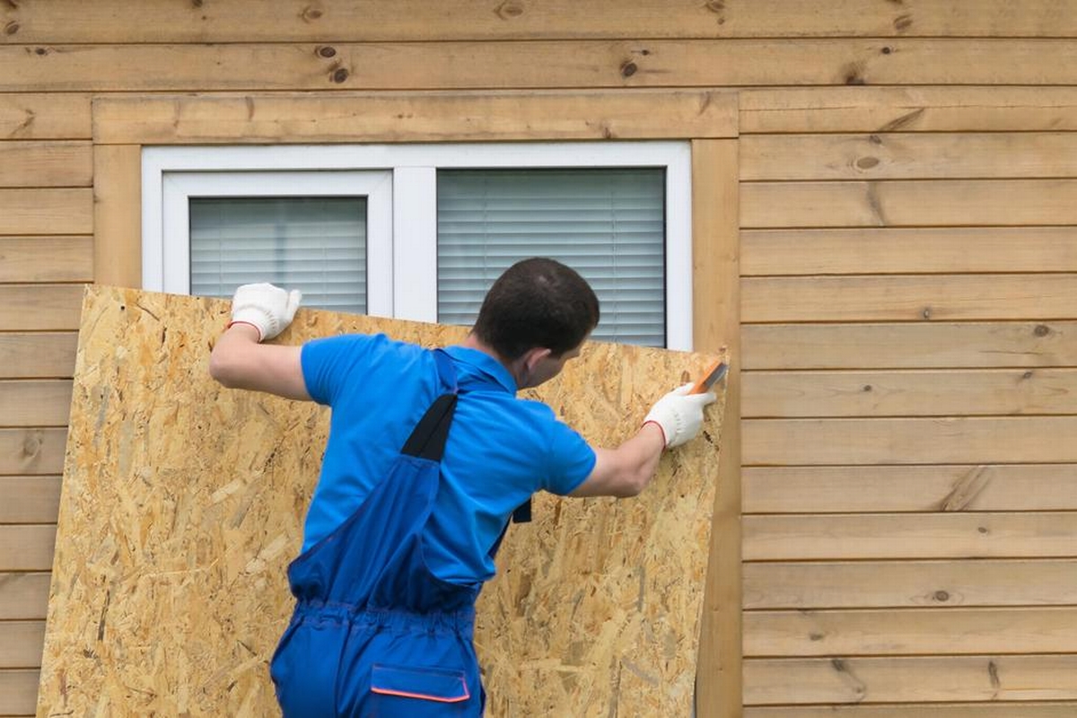 Storm Damage Response: How to Minimize Loss and Speed Up Recovery