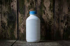 Bleach on Wood Mold: Does It Help or Make the Problem Worse?