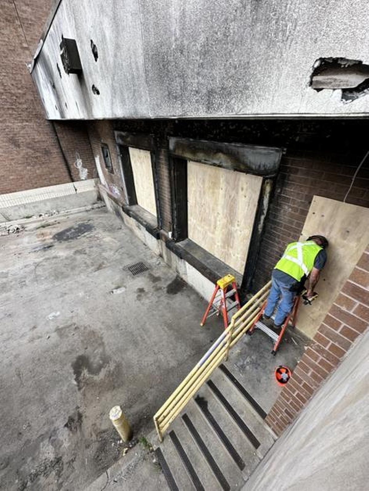 DIY vs. Professional Restoration: When to Call in the Experts for Water, Fire, and Mold Damage