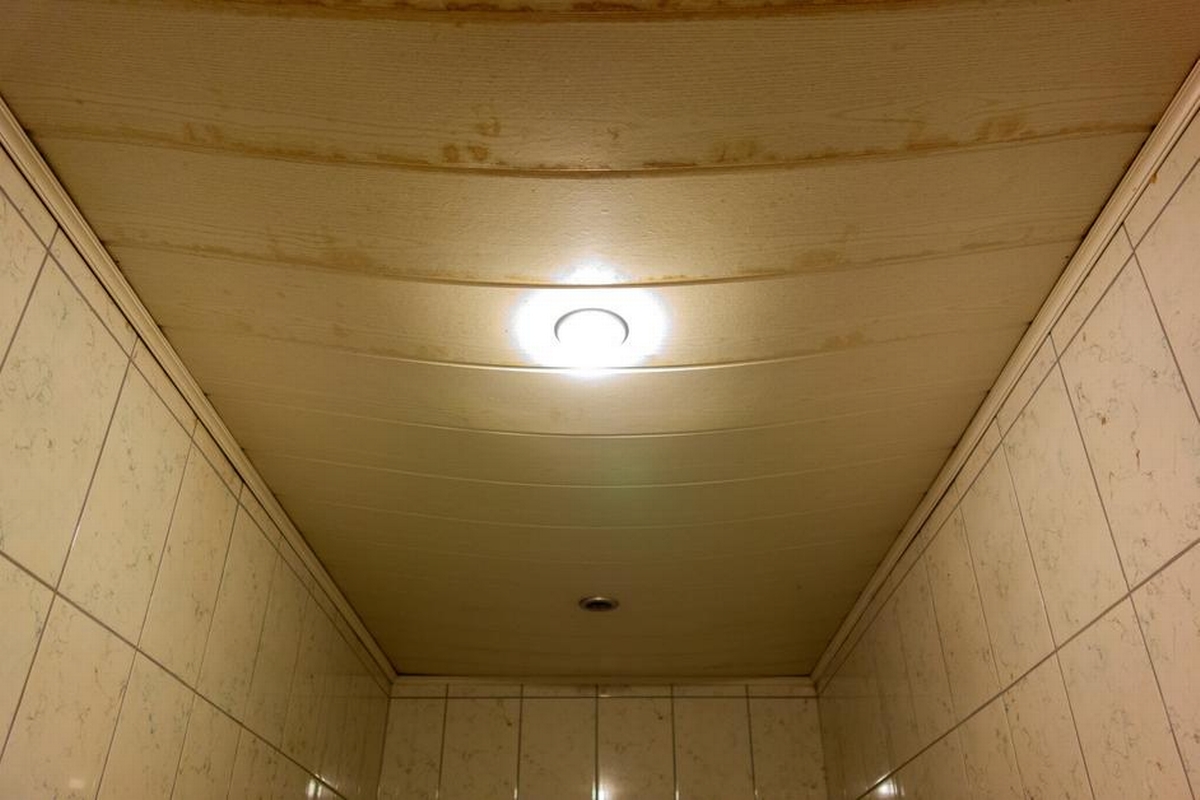 How to Find the Leak in a Roof After a Storm