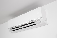 Does an Air Conditioner Dehumidify Your Home or Just Cool It?