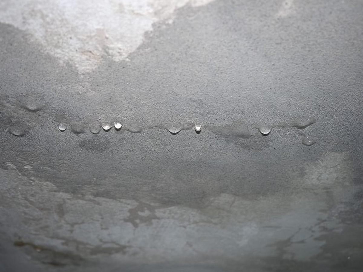 Tub Leaking Through Ceiling - Signs of Plumbing Failure