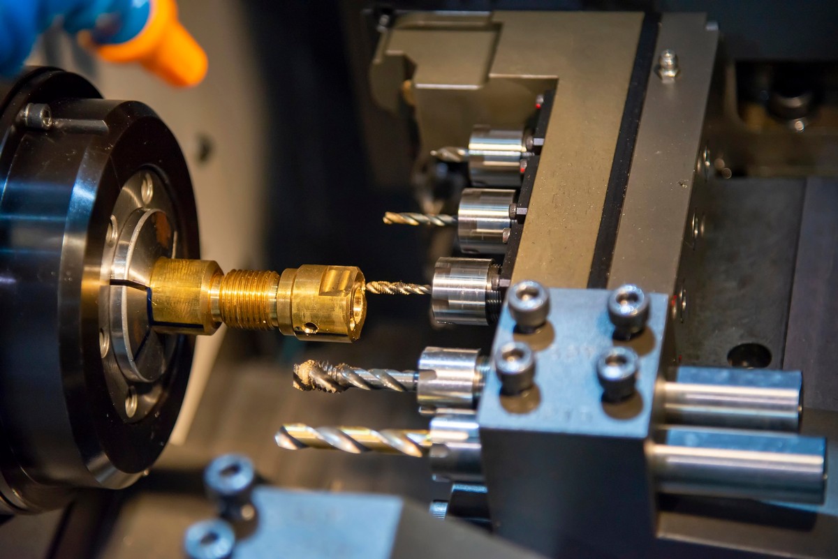 Inside Precision Manufacturing: How Swiss Screw Machines Work